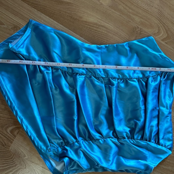 Top - Picture 8 of 8